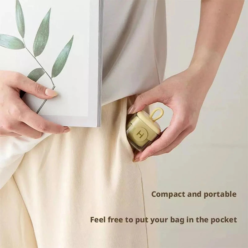 FurFree Mini – Reusable Pet Hair & Lint Remover
